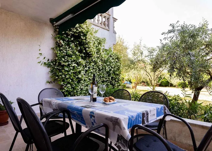 In 5 Lägenhet Malinska