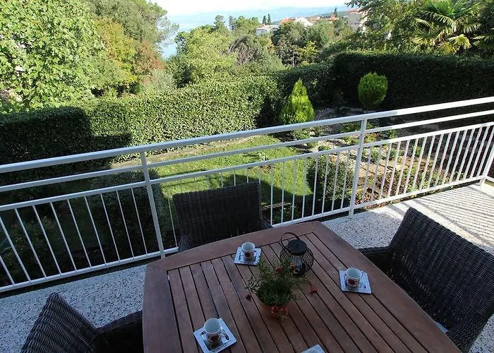 In 5 Lägenhet Malinska