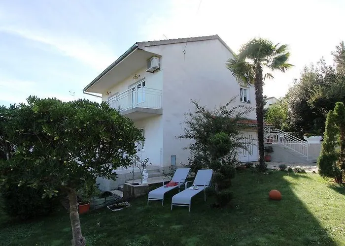 In 5 Lägenhet Malinska